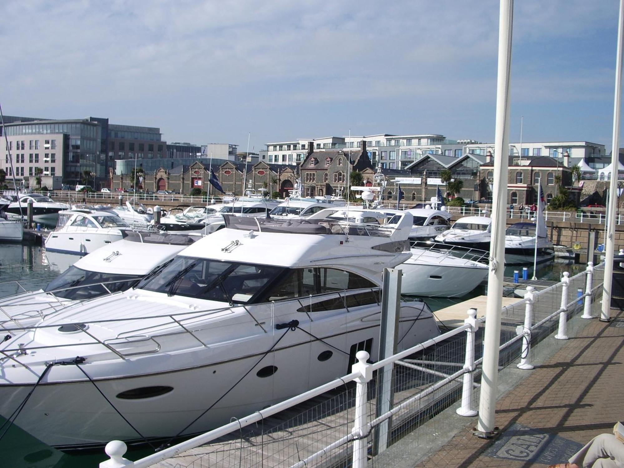 Liberty Wharf Apartments Saint Helier Jersey Dış mekan fotoğraf